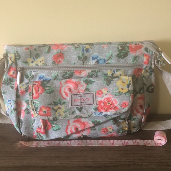 Floral crossbody purse - Picture 2 of 5